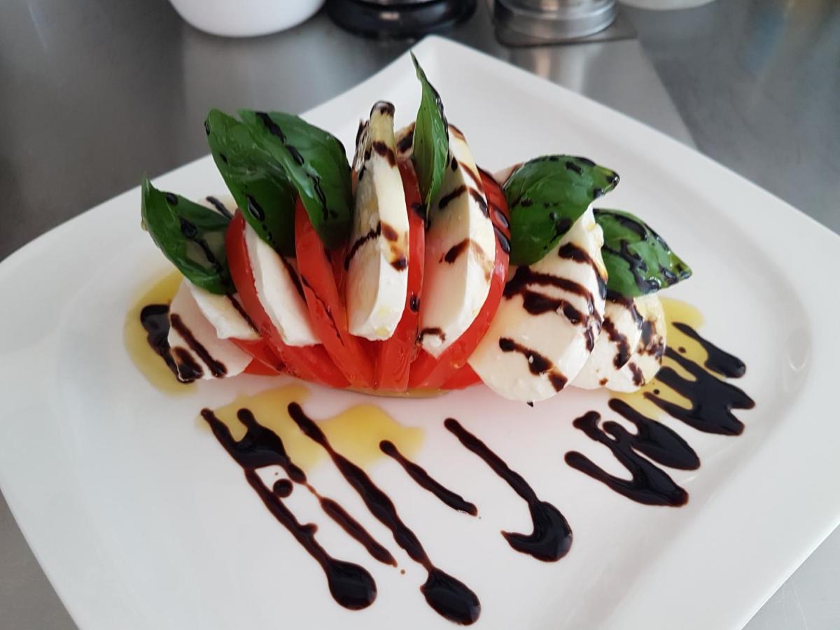 Pension Restaurant Luna Treis-Karden Bagian luar foto